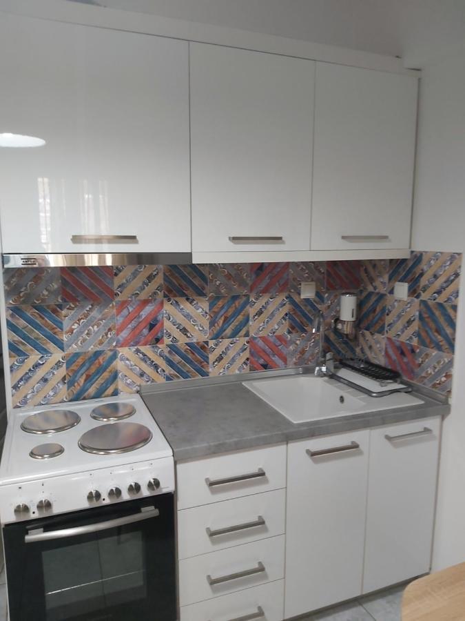 Lux Apartment Downtown Serres Exterior photo